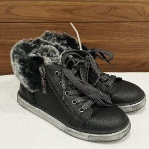 New Naturino Express Black Teodora Sneaker size 12